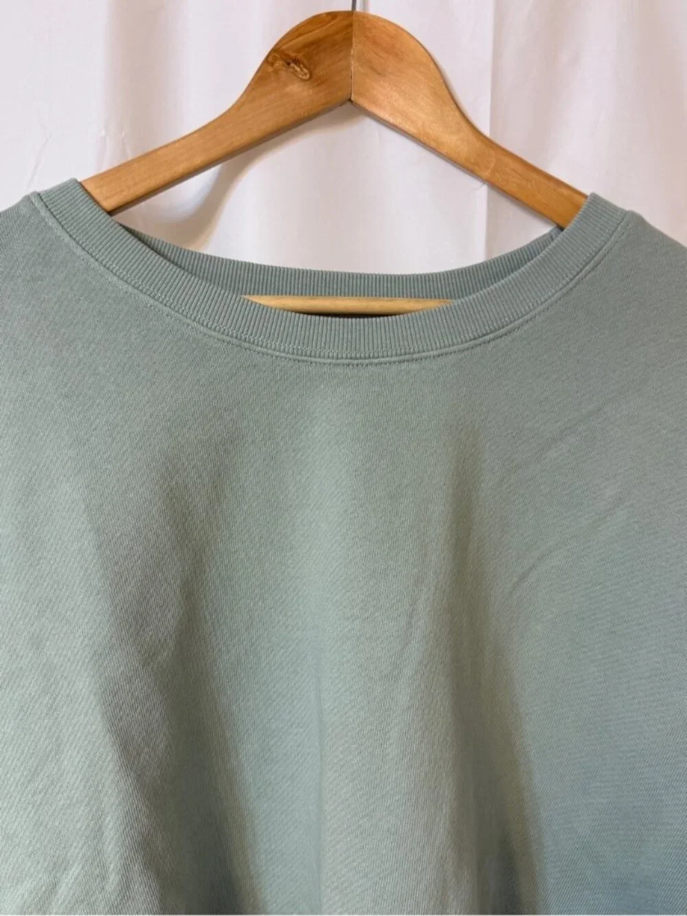 KuwallaTee Sage Green Sweatshirt Medium